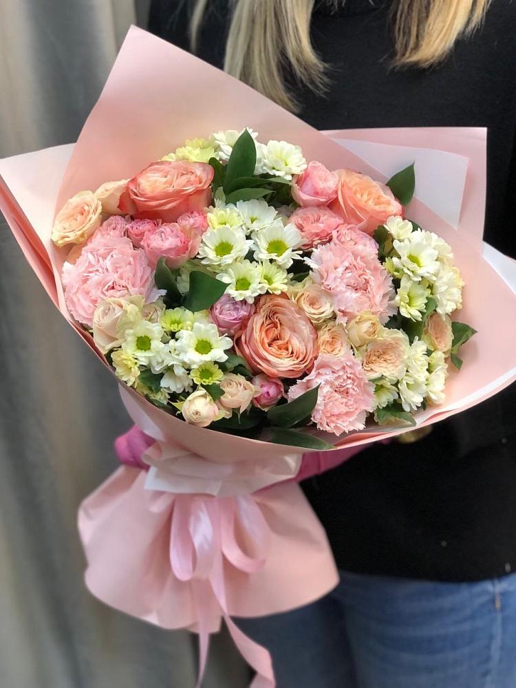 Букет цветов из: Гвоздики, Розы и Хризантемы в Васильевке