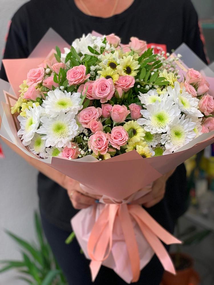 Букет цветов из: Розы и Хризантемы в Васильевке