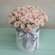 Цветочная композиция из Розы в шляпной коробке в Васильевке