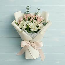 Букет цветов из:  Альстромерии в Васильевке