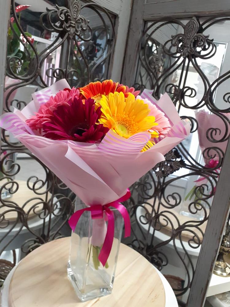 Букет цветов из: Герберы в Васильевке