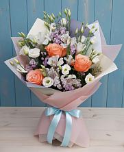 Букет цветов из:  Лизиантусы, Розы, Альстромерии и Гипсофила в Васильевке