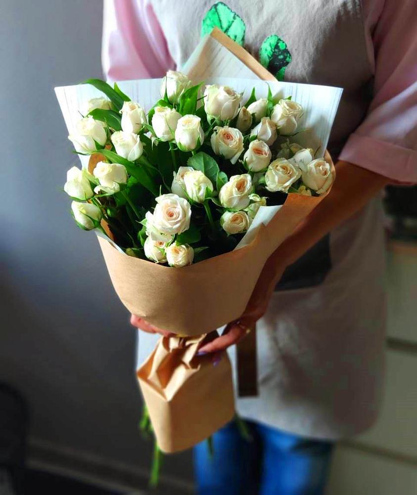 Букет цветов из: Розы в Васильевке