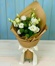 Букет цветов из:  Хризантемы и Лизиантусы в Васильевке