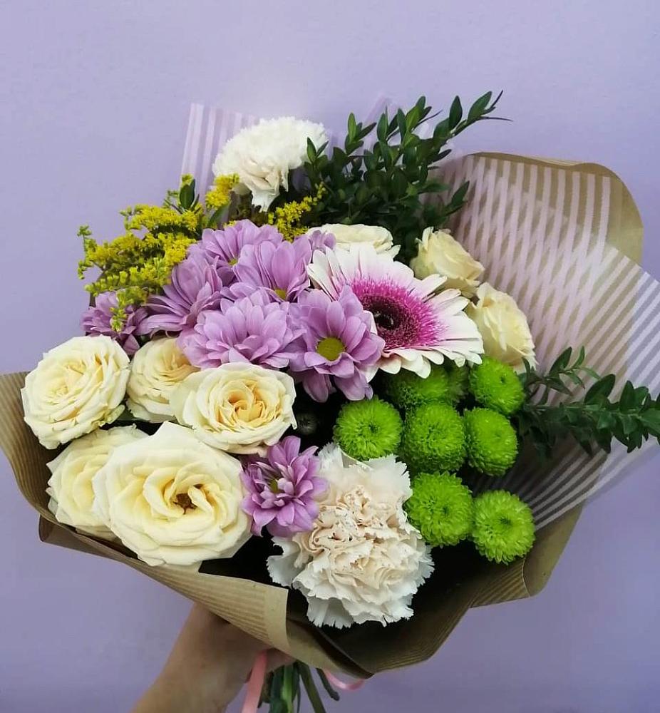 Букет цветов из: Хризантемы, Розы, Гвоздики и Герберы в Васильевке