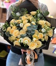 Букет цветов из:  Розы и Лизиантусы #REPLACE_PRED# Васильевке