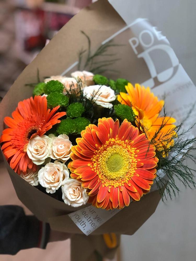 Букет цветов из: Герберы, Хризантемы и Розы в Васильевке