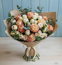 Букет цветов из:  Альстромерии и Розы в Васильевке