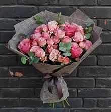 Букет цветов из:  Розы в Васильевке